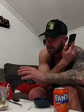 eltoulou online show from 03/03/25, 08:43