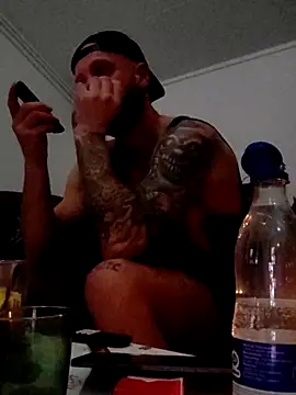 eltoulou online show from 03/04/25, 08:38