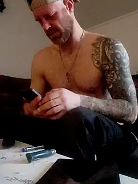 eltoulou online show from 03/05/25, 04:46