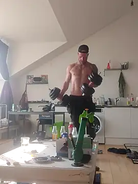 eltoulou online show from 03/20/25, 01:48