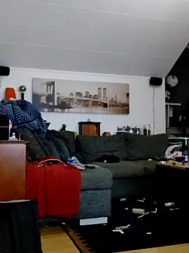 eltoulou online show from 09/13/25, 09:47