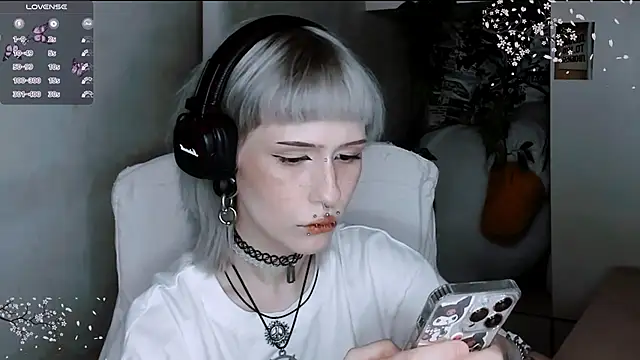 say mary online show from 11/04/25, 05:34