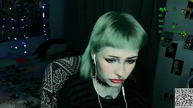 Snapshot of say_mary chatting on 03/30/26, 11:28 say mary online show from 03/30/26, 11:28