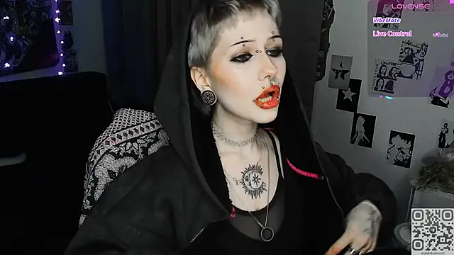 Snapshot of say_mary chatting on 04/14/26, 07:42 say mary online show from 04/14/26, 07:42