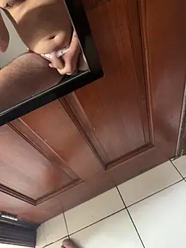 Johnwickkkh online show from 12/15/25, 04:39