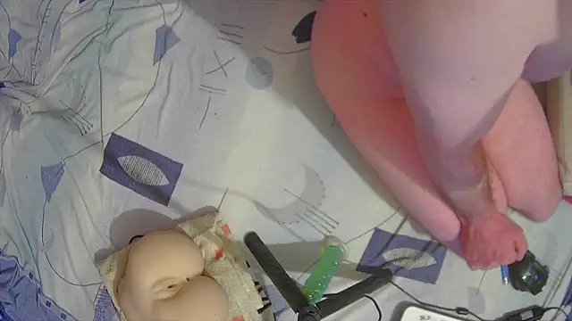 Snapshot of Markxen_cam chatting on 02/09/25, 04:29 Markxen cam online show from 02/09/25, 04:29