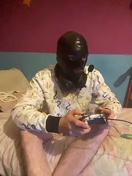 Snapshot of Markxen_cam chatting on 12/13/25, 09:09 Markxen cam online show from 12/13/25, 09:09