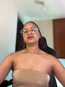 Snapshot of gretta_kler1 chatting on 01/08/25, 02:25 gretta kler1 online show from 01/08/25, 02:25