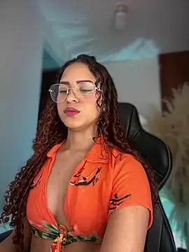 Snapshot of gretta_kler1 chatting on 03/08/26, 10:46 gretta kler1 online show from 03/08/26, 10:46