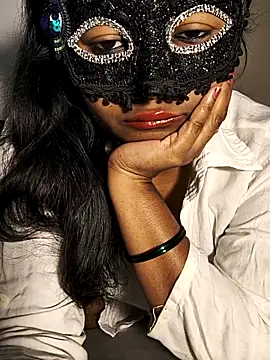 FANTASY QUEEN 07 online show from 11/07/25, 11:32