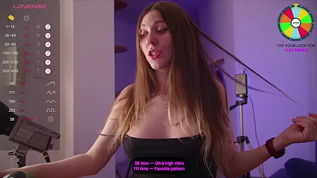 Snapshot of VunderSEX chatting on 01/04/25, 06:40 VunderSEX online show from 01/04/25, 06:40