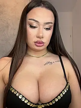 Snapshot of deliaroyal chatting on 12/03/25, 01:09 deliaroyal online show from 12/03/25, 01:09