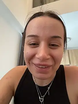 Snapshot of deliaroyal chatting on 01/19/26, 02:21 deliaroyal online show from 01/19/26, 02:21