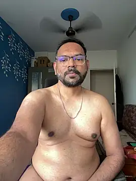 Snapshot of lovbombayduck11 chatting on 06/20/26, 02:58 lovbombayduck11 online show from 06/20/26, 02:58
