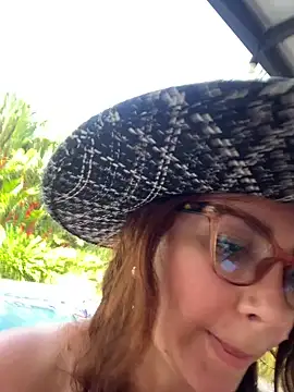 Snapshot of NINIK_STYLE chatting on 01/15/25, 08:37 NINIK STYLE online show from 01/15/25, 08:37