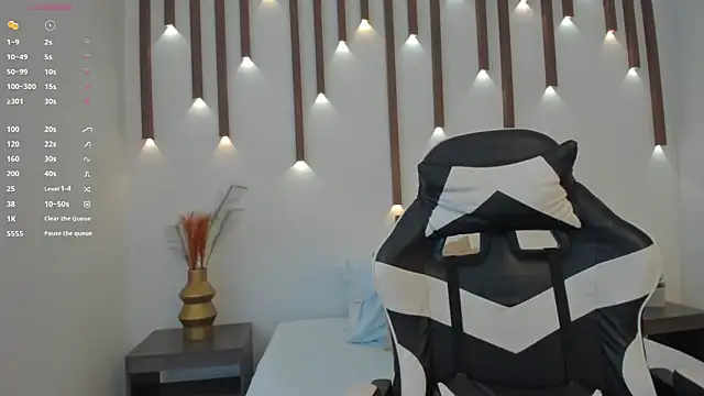 Snapshot of megan_cooper28 chatting on 11/01/25, 07:38 megan cooper28 online show from 11/01/25, 07:38