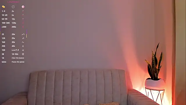 Snapshot of megan_cooper28 chatting on 03/10/26, 08:14 megan cooper28 online show from 03/10/26, 08:14