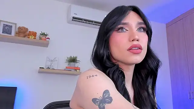 Snapshot of rose_saenz chatting on 02/24/25, 05:09 rose saenz online show from 02/24/25, 05:09