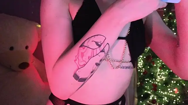 SandraBoyl online show from 12/20/25, 02:40