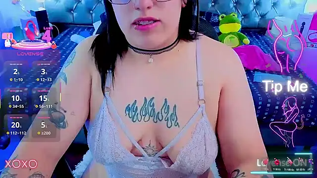 NatalieHarris online show from 11/12/25, 06:52