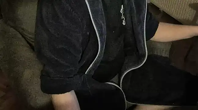 Snapshot of lujoka chatting on 12/28/24, 10:13 lujoka online show from 12/28/24, 10:13