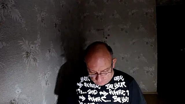 Bossun79 online show from 10/04/25, 09:02