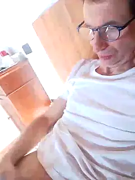 Snapshot of Anastasio33 chatting on 01/12/25, 10:23 Anastasio33 online show from 01/12/25, 10:23