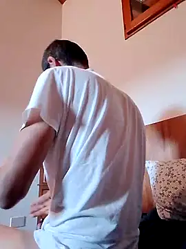 Snapshot of Anastasio33 chatting on 09/25/25, 05:33 Anastasio33 online show from 09/25/25, 05:33