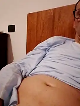 Snapshot of Anastasio33 chatting on 10/25/25, 07:08 Anastasio33 online show from 10/25/25, 07:08