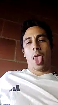 Snapshot of Rejy1992 chatting on 01/23/25, 04:19 Rejy1992 online show from 01/23/25, 04:19