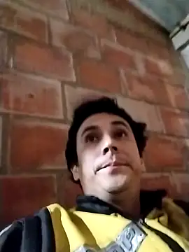 Snapshot of Rejy1992 chatting on 11/25/25, 01:49 Rejy1992 online show from 11/25/25, 01:49