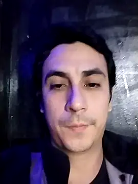 Snapshot of Rejy1992 chatting on 12/04/25, 01:15 Rejy1992 online show from 12/04/25, 01:15