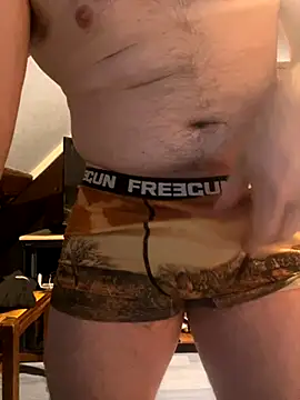 Snapshot of youlo71 chatting on 11/20/25, 02:17 youlo71 online show from 11/20/25, 02:17