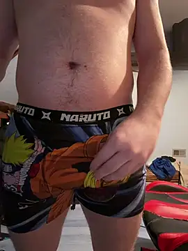 Snapshot of youlo71 chatting on 04/15/26, 08:20 youlo71 online show from 04/15/26, 08:20