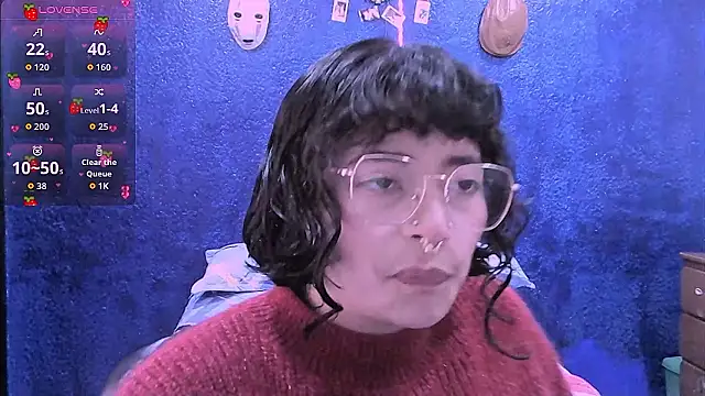 Snapshot of NinaYellow chatting on 03/03/26, 12:44 NinaYellow online show from 03/03/26, 12:44