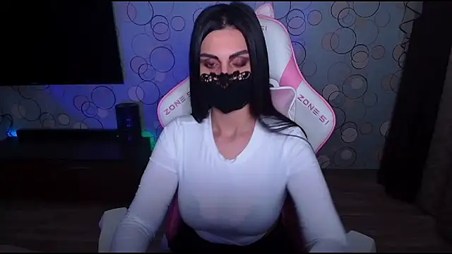 Snapshot of __Yasmina__ chatting on 07/22/26, 03:42 Yasmina online show from 07/22/26, 03:42