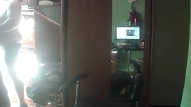 Snapshot of perversalus chatting on 07/17/26, 03:18 perversalus online show from 07/17/26, 03:18