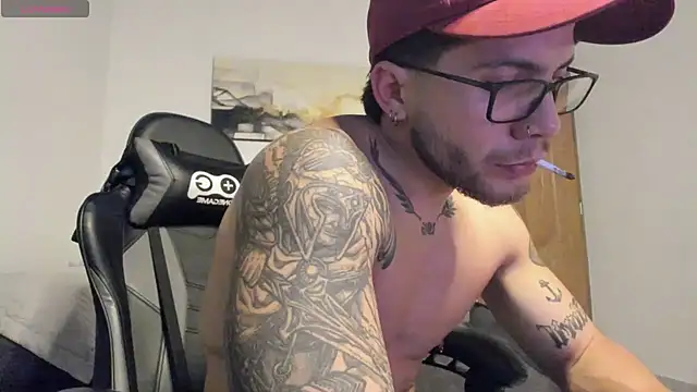 Snapshot of LucianSinclair chatting on 07/03/26, 03:13 LucianSinclair online show from 07/03/26, 03:13