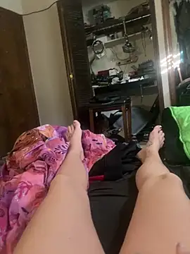 Snapshot of Everlyrose27 chatting on 01/28/25, 10:12 Everlyrose27 online show from 01/28/25, 10:12