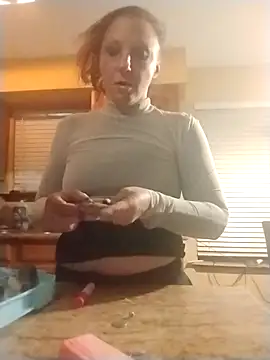 Everlyrose27 online show from 03/05/26, 04:08