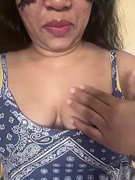 Shasha X online show from 03/03/25, 06:33