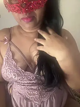 Shasha X online show from 11/07/25, 02:33