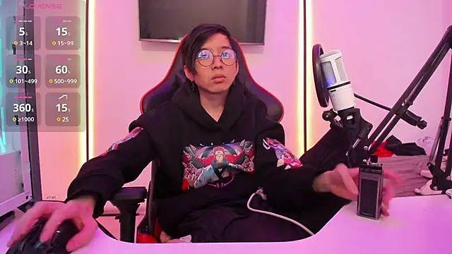 Snapshot of wexlee7 chatting on 01/11/25, 10:19 wexlee7 online show from 01/11/25, 10:19