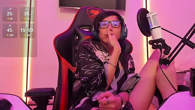 Snapshot of wexlee7 chatting on 01/13/25, 09:52 wexlee7 online show from 01/13/25, 09:52