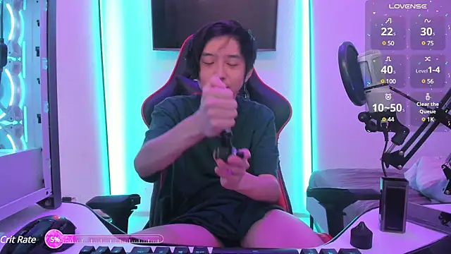 Snapshot of wexlee7 chatting on 02/02/25, 11:32 wexlee7 online show from 02/02/25, 11:32