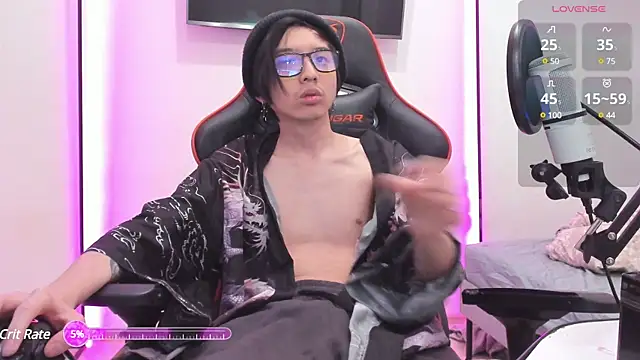 Snapshot of wexlee7 chatting on 03/09/25, 01:46 wexlee7 online show from 03/09/25, 01:46