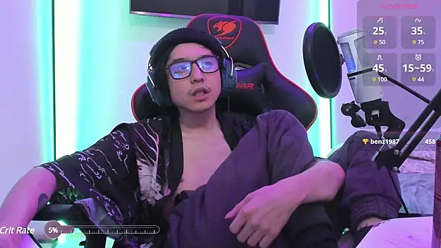 Snapshot of wexlee7 chatting on 03/19/25, 12:48 wexlee7 online show from 03/19/25, 12:48