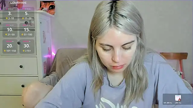 Snapshot of pawpaws chatting on 04/29/26, 07:56 pawpaws online show from 04/29/26, 07:56
