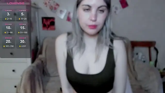 Snapshot of pawpaws chatting on 06/04/26, 05:46 pawpaws online show from 06/04/26, 05:46