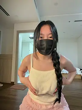 Snapshot of MEOW_MEO chatting on 04/08/26, 04:18 MEOW MEO online show from 04/08/26, 04:18